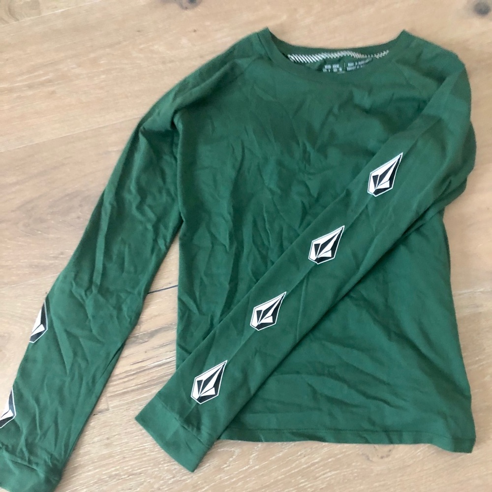 NWT Volcom oversized long sleeve green shirt